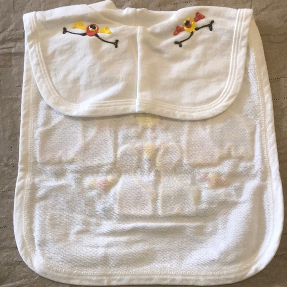 Handmade bib with giraffes 🦒 - Picture 6 of 7